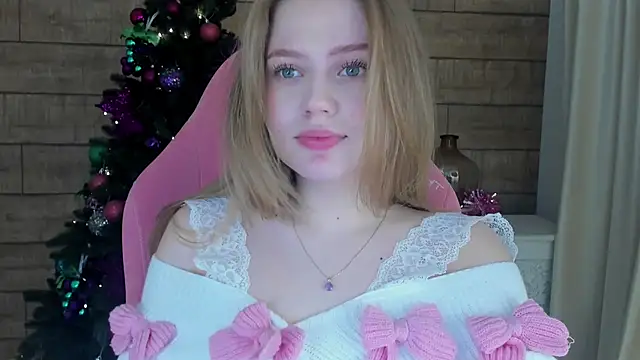 SelinSwarovski's cam snapshot