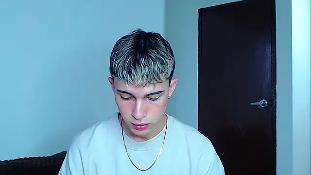 john_vichenso's cam snapshot