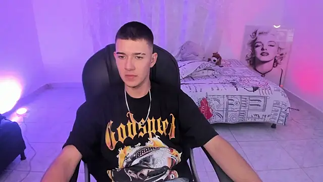 Aleck_Boy's cam snapshot