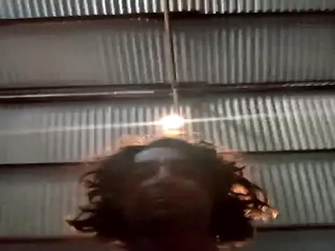 straightozgoesdwn's cam snapshot