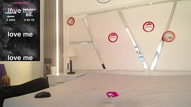 oblivionlove's cam snapshot