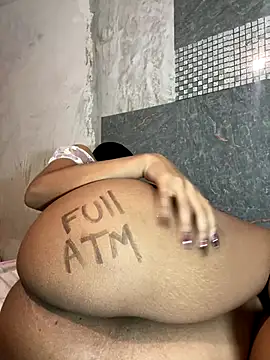 Messy-diana21 live sex cam