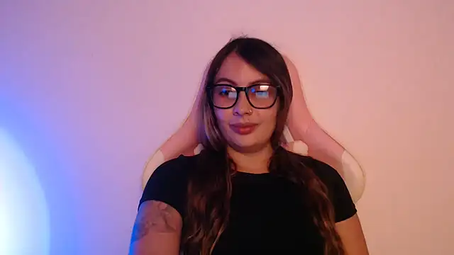 lalawhitte live sex cam