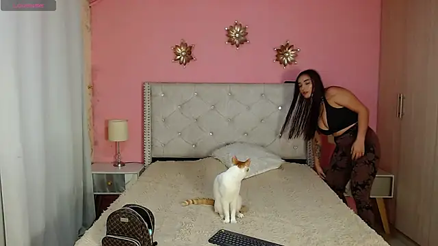 Kim_and_Mia live sex cam