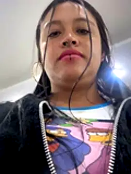 -Mia1's cam snapshot