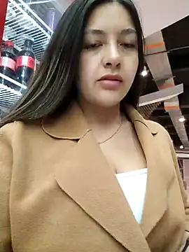 alana_69's cam snapshot