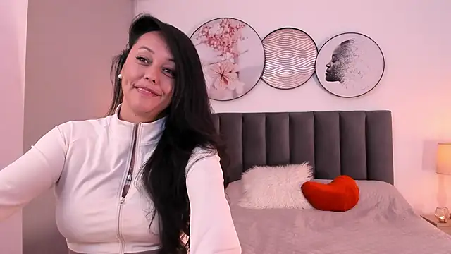 SaharaGarcia__'s cam snapshot