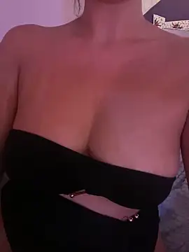 XLucilleX's cam snapshot