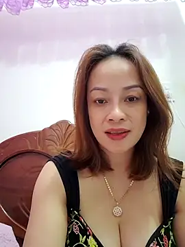 Baby-bigboobs20's cam snapshot