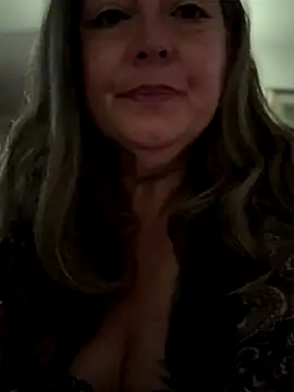 emma_tour's cam snapshot