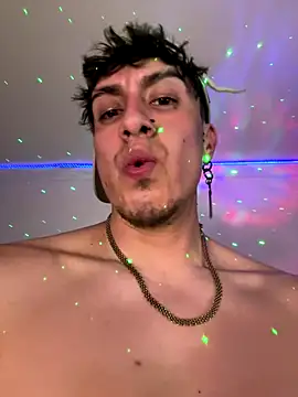 strongboy_ live sex cam