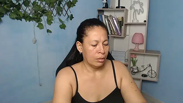 mature_martina's cam snapshot