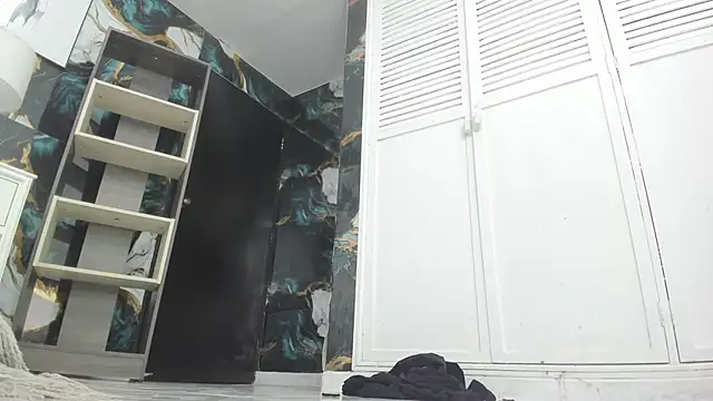 rave_connor's cam snapshot