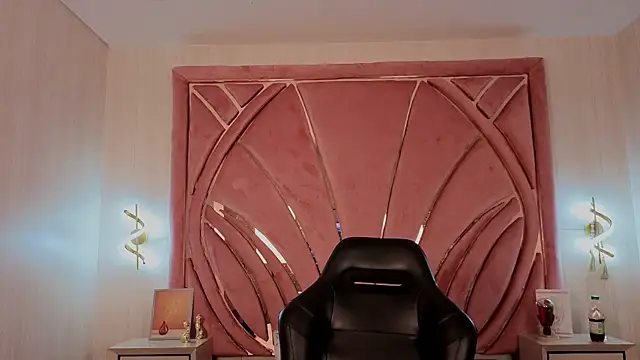 Emilia_Bons's cam snapshot