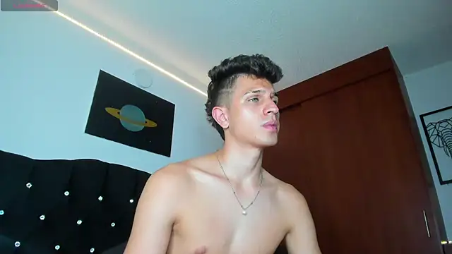 kevin_ahss live sex cam