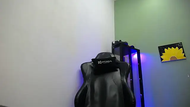 dilan_hott_'s cam snapshot