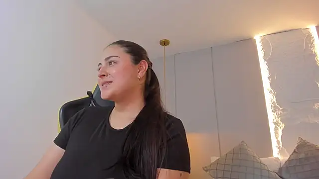 lena_jhons's cam snapshot