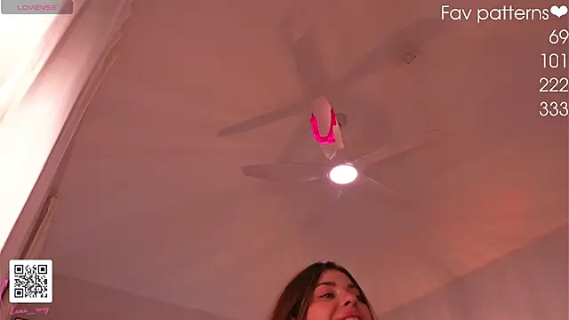 lana_rosy's cam snapshot