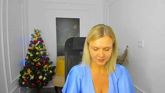 AgathaKlouin's cam snapshot