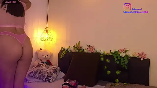 Hannah_williams1's cam snapshot