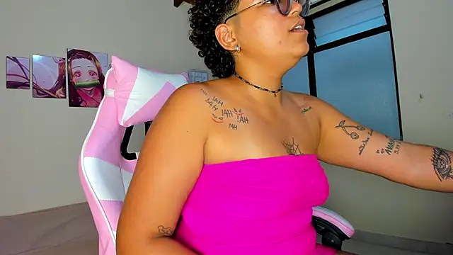 bellota_smitt's cam snapshot