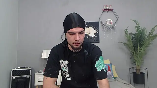 KaneHunter's cam snapshot