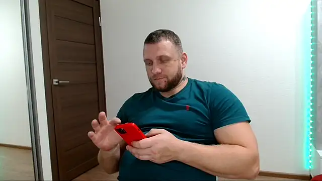 B-L-O-N-D's cam snapshot