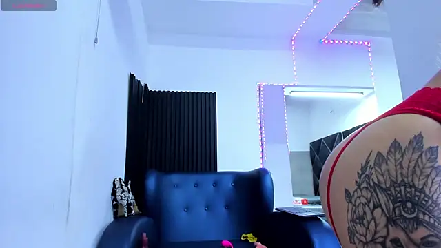 Alise-Mason's cam snapshot