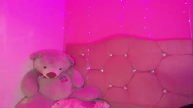 Gaia_Mistic18's cam snapshot