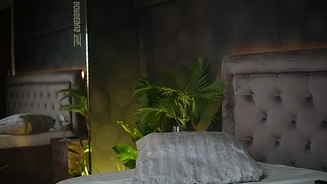 CelineHeaven's cam snapshot