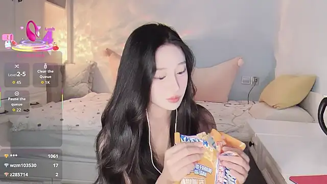 -Tilana-'s cam snapshot