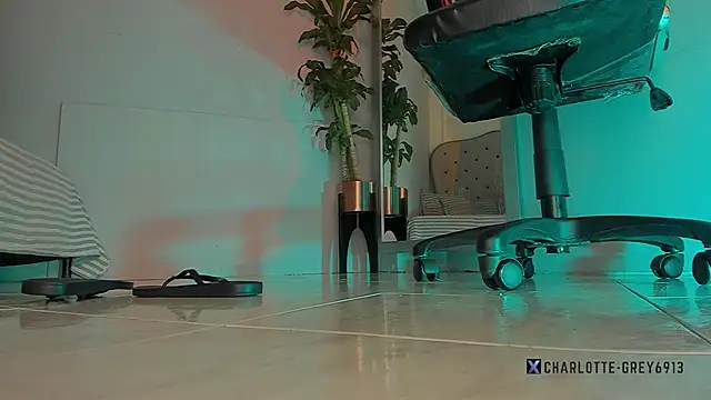 charlotte__grey live sex cam