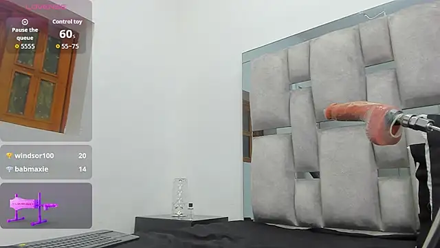 Ashton__Montana live sex cam