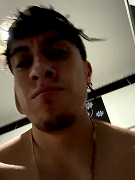 strongboy_'s cam snapshot