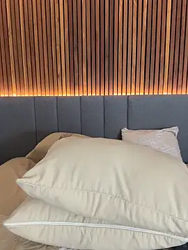 EmiilyAdams_'s cam snapshot