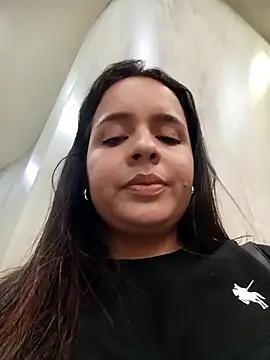 Julieth_hot-69's cam snapshot