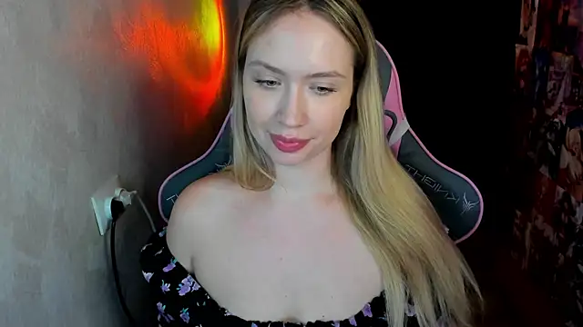 NicoleRiccii's cam snapshot