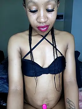 CocoSexyBabe's cam snapshot