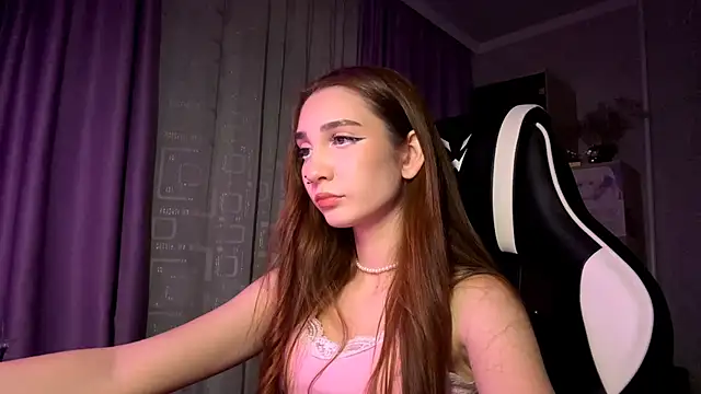 HollyPaw's cam snapshot