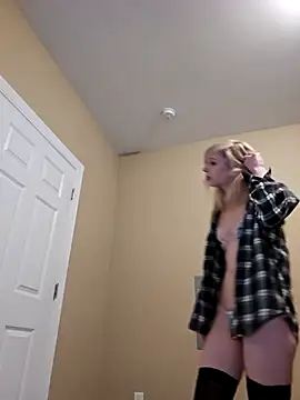 AmethystFoxx's cam snapshot