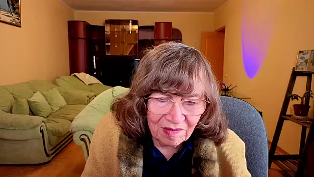 Betty_Brick's cam snapshot