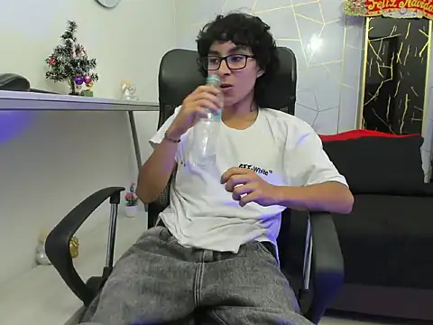 Zoro_V's cam snapshot