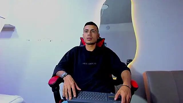 MatthewCullen's cam snapshot