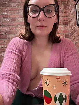 The_Snowwhitee live sex cam