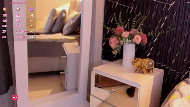 katrina_kaif_x's cam snapshot