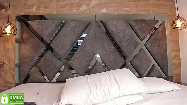 Scarlet__Jones_'s cam snapshot