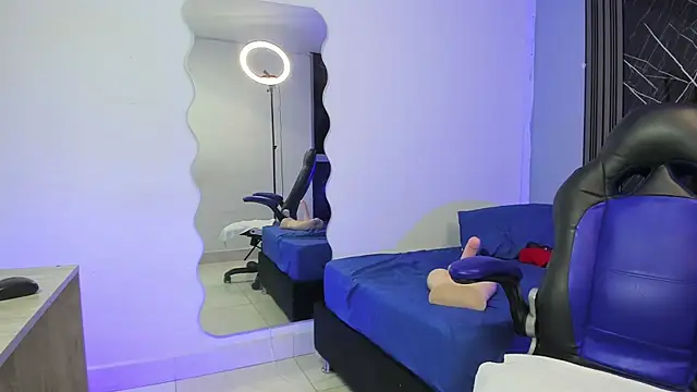 Yelena03 live sex cam