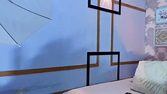 CharlotteGraay's cam snapshot