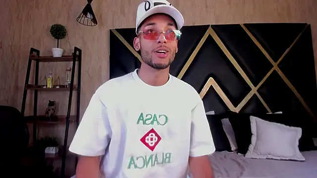 Thiagoferreti live sex cam