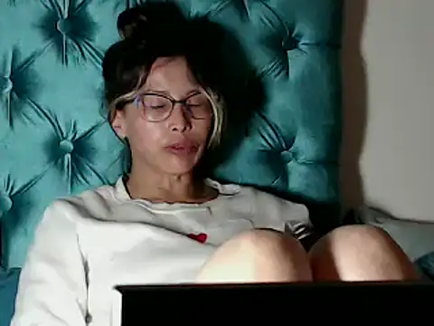 velvet_lips01's cam snapshot